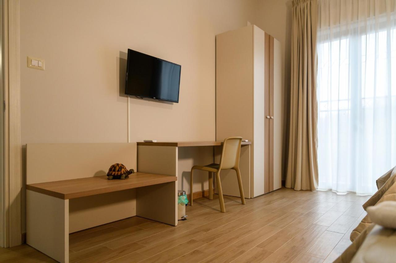 Bee Happy - Bed And Breakfast Zafferana Etnea Dış mekan fotoğraf